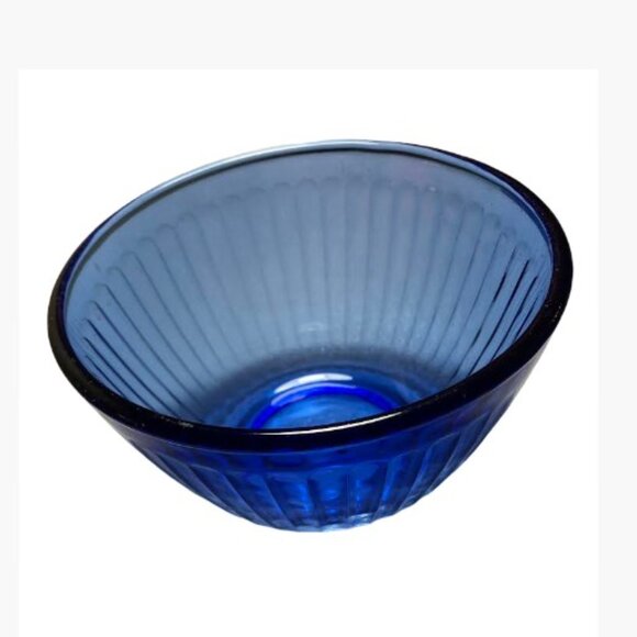 Pyrex Fluted Glass Nesting Mixing Bowls in Cobalt Vintage EUC Like New - Picture 6 of 11